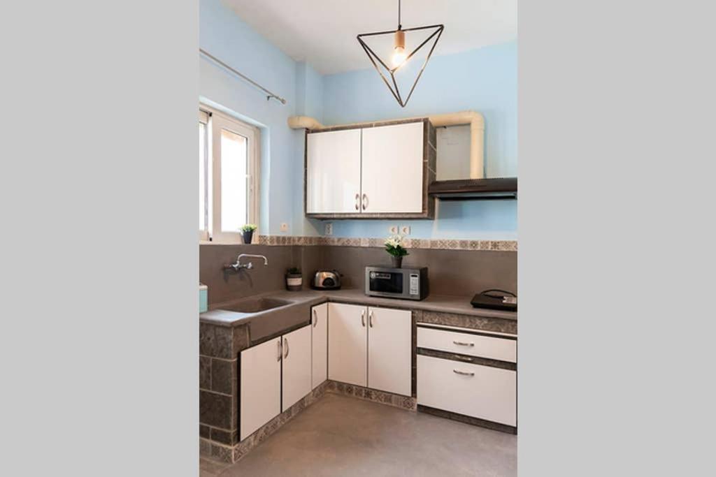 Vasilis Thissio Petralona 3D Floor 55Sqm Афины Экстерьер фото